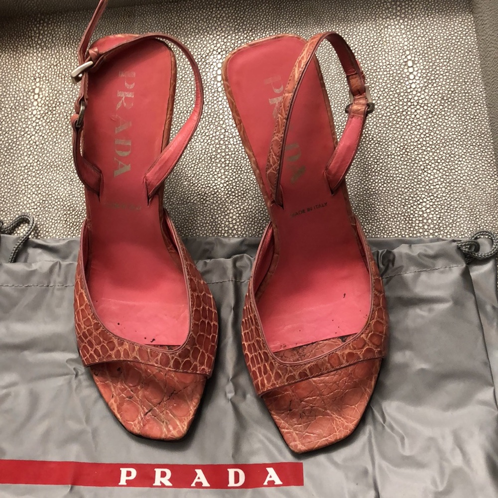 PRADA 35.5 GENUINE ALLIGATOR CROC  Pink Sandals 3” heel, bottom new, dust bag - Picture 3 of 12